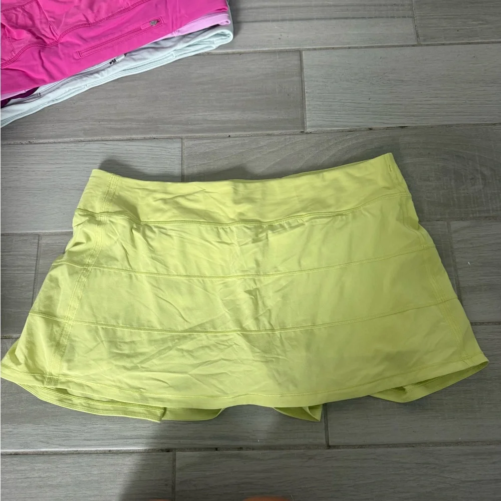 lululemon tennis skirt - Picture 1 of 2